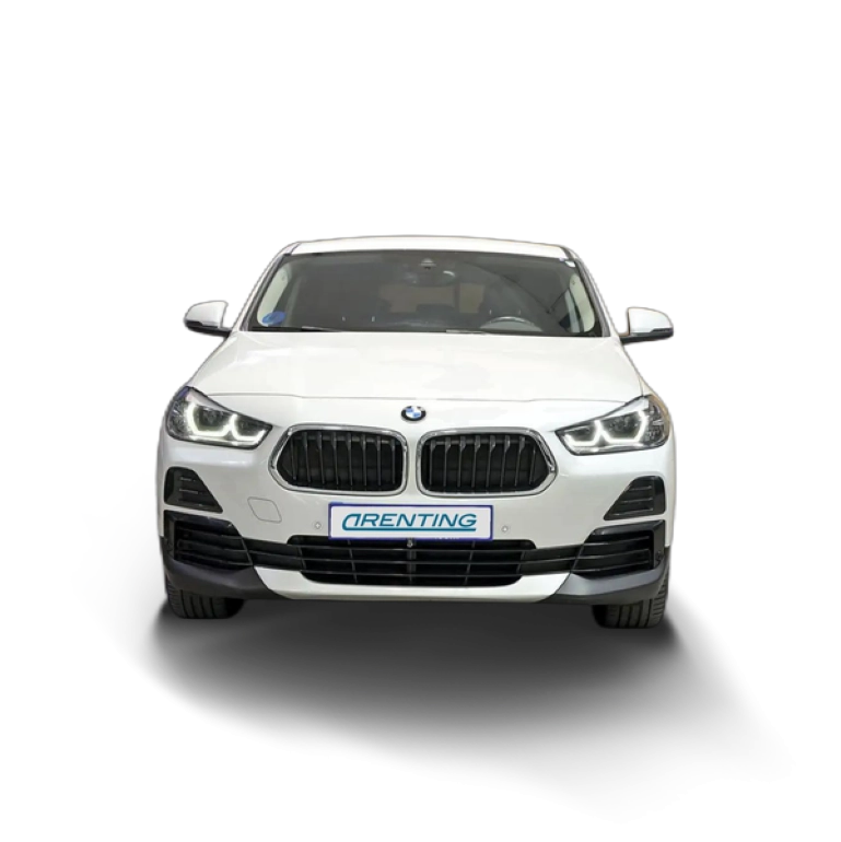 Renting BMW X2 xDrive25e Auto Blanco