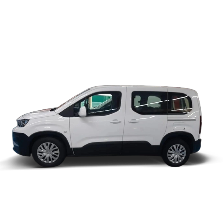 Renting Peugeot Rifter 1.5BlueHDi S&S Long Active 100 Blanco