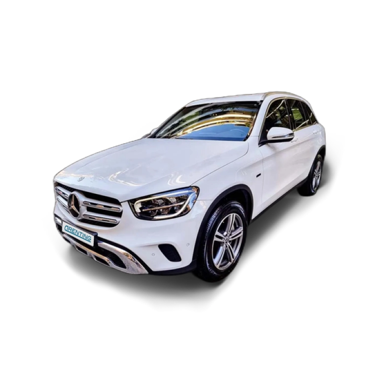 Renting Mercedes-Benz GLC 300 300e 4Matic 9G-Tronic Blanco 1