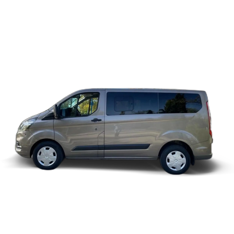 Renting Ford Transit Custom Kombi Trend 9 plazas 320 L1 PHEV Au Gris