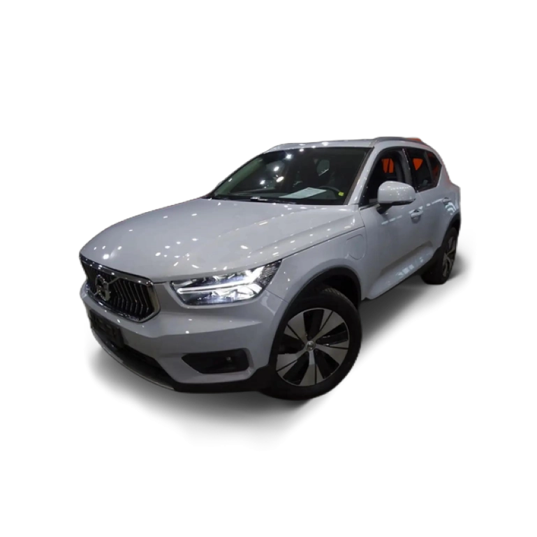 Renting Volvo XC40 1.5 T4 Twin Recharge Inscription Auto Blanco 2